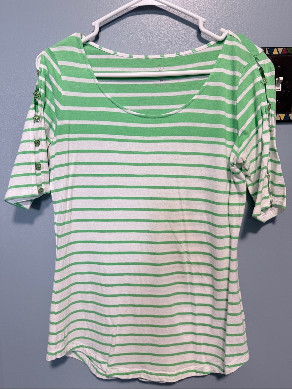 New York & Company Green and White Striped Scoop Neck Tee